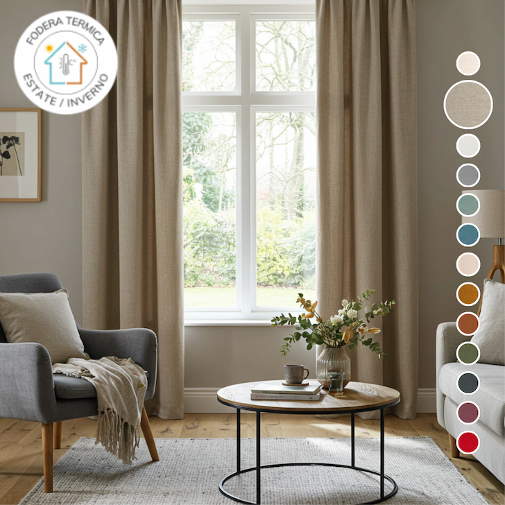 Rideaux occultants unis chambre raffinée