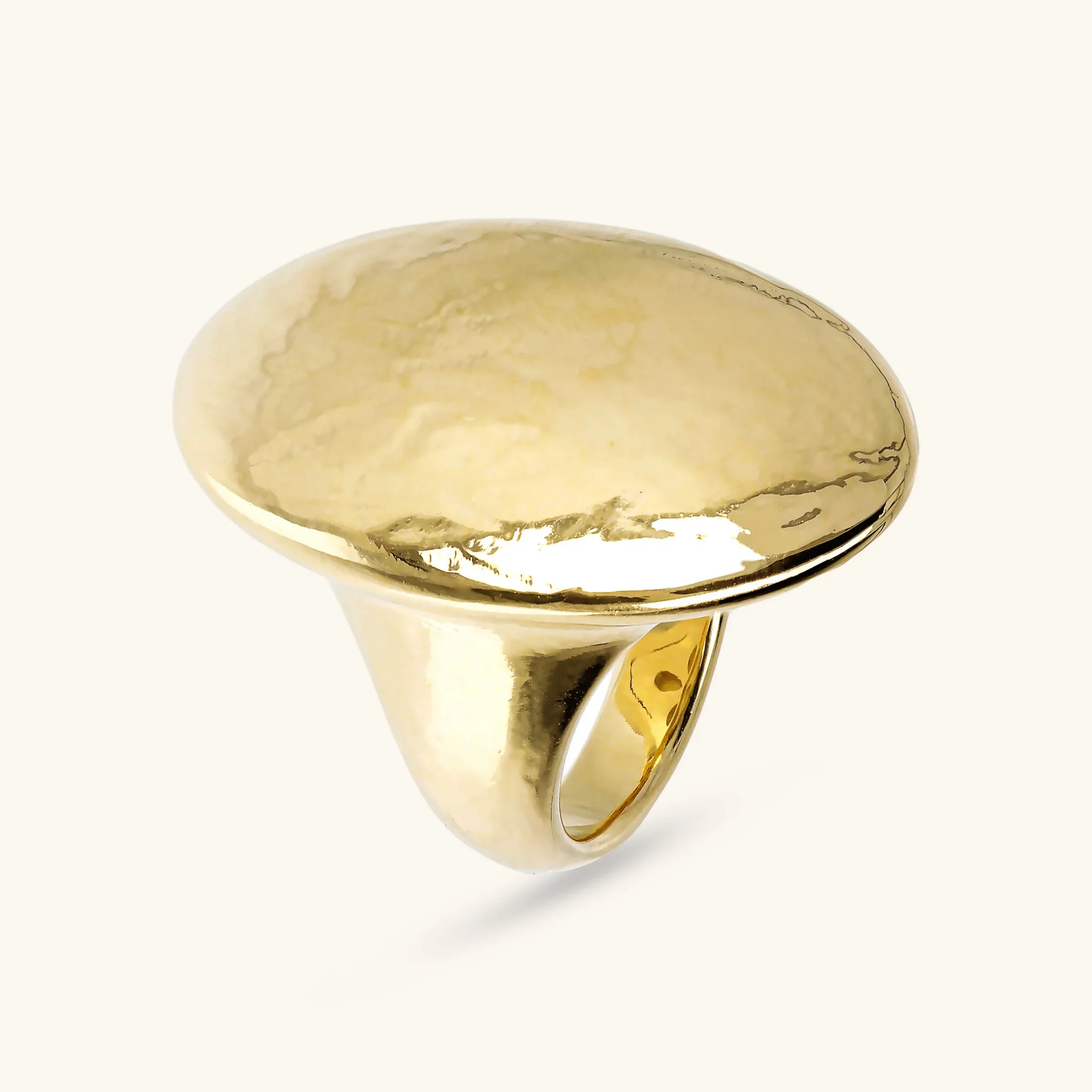 Image of Anello Chevalier Martellato Forma Ovale