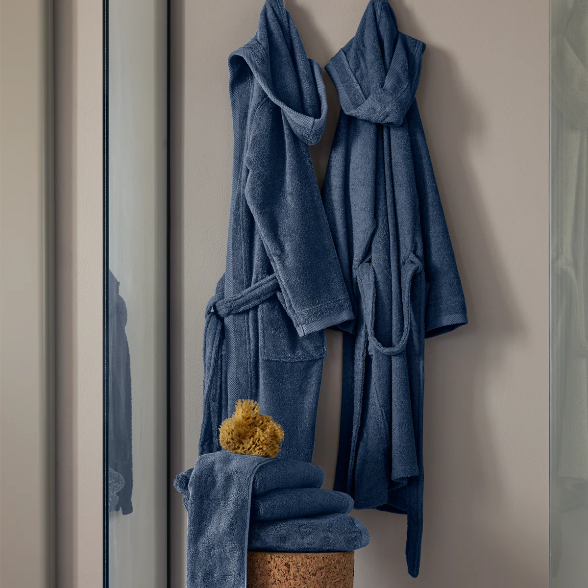 Image of Accappatoio in Spugna di Cotone <br>con Cappuccio - <b>Square