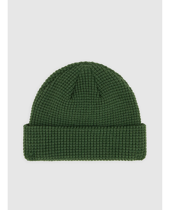 20251111_stories_cat_beanies