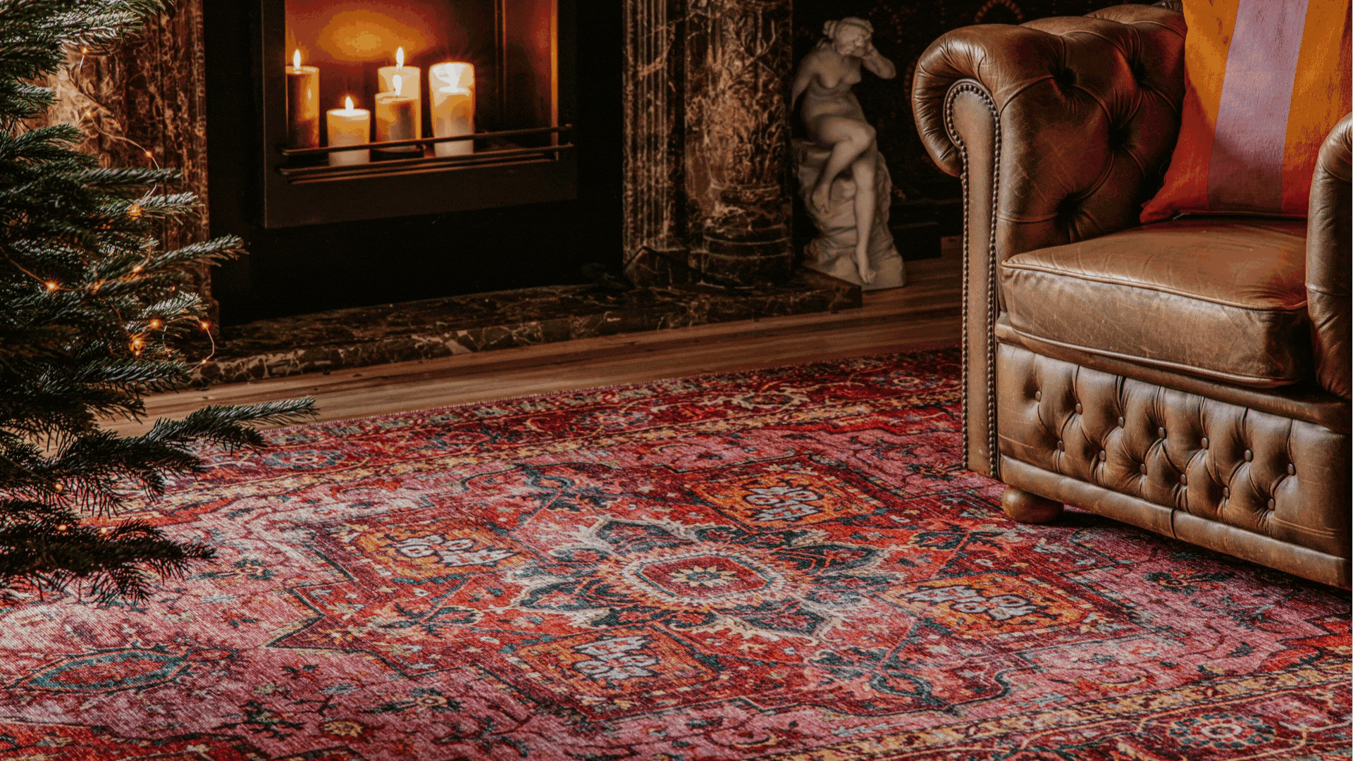 GIF with beautiful rugs from our Christmas campaign