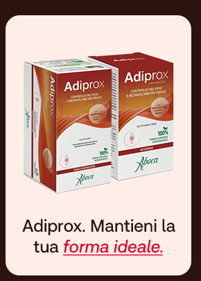 „Banner con confezioni Aboca Adiprox Advanced. Testo: ‘Adiprox. Mantieni la tua forma ideale.’ Sfondo beige con cornice marrone.“