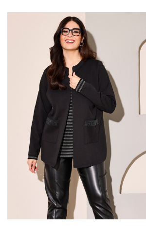 Giacca di felpa con decorazioni, scollo a girocollo e chiusura con gancino