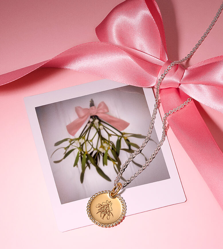 Pandora engraved jewelry gifts