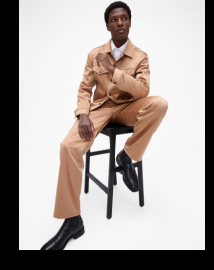 Display images to show real-time content