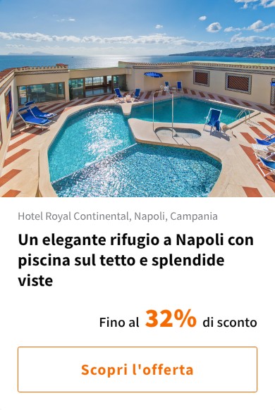 Un elegante rifugio a Napoli con piscina sul tetto e splendide viste