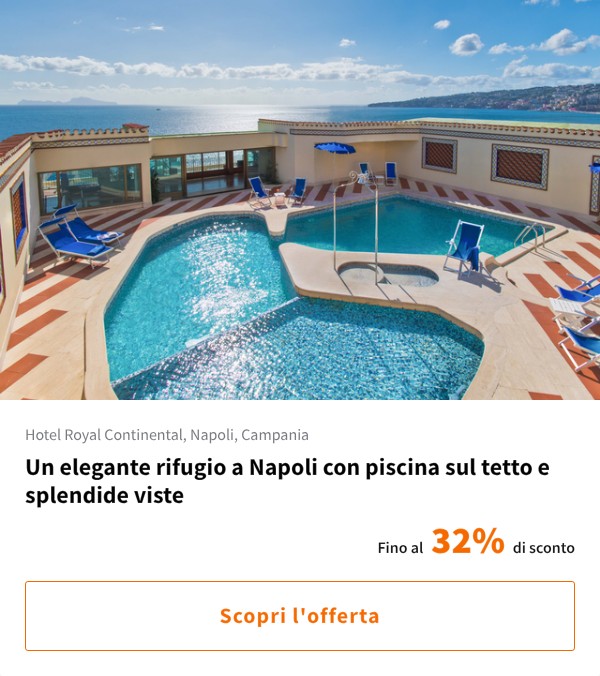 Un elegante rifugio a Napoli con piscina sul tetto e splendide viste