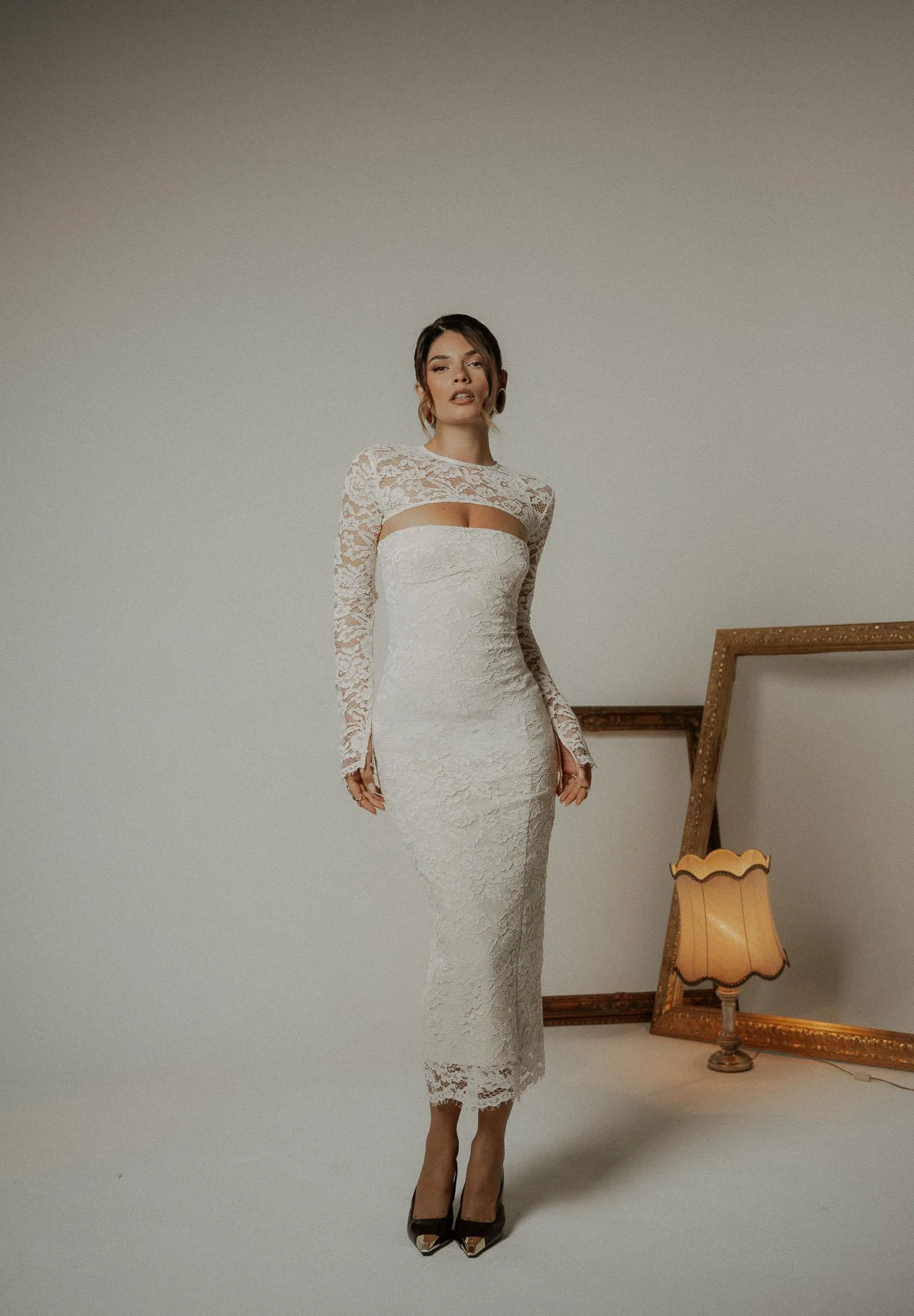 Image of SANTAS Abito midi CHARME in pizzo panna da donna