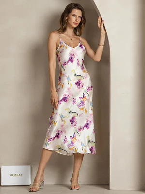 Image of Vestito Midi In Seta 19Momme Con Scollo A V E Spalline Regolabili Motivo Catena Navy