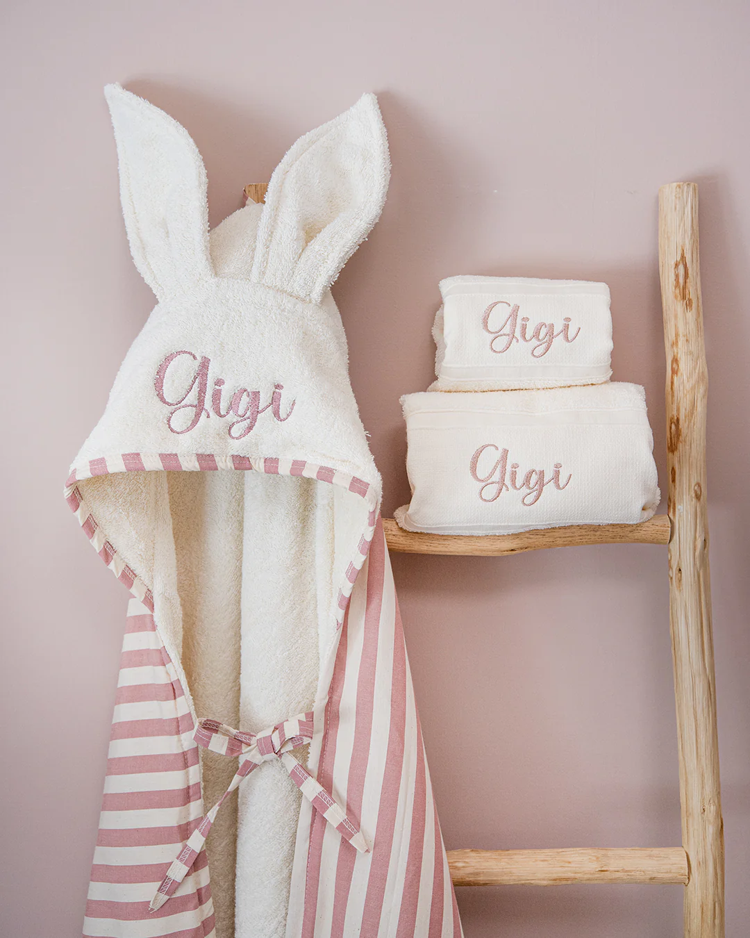 Box Maxi Accappatoio + Set Asciugamani