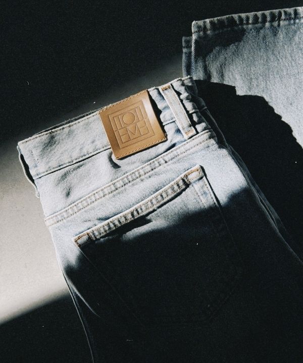 Discover Toteme FW25