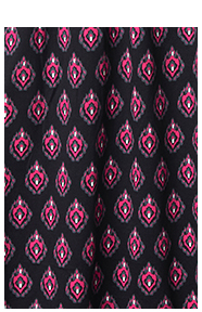 Abito di jersey dal taglio svasato con scollo a V e maniche a 3/4