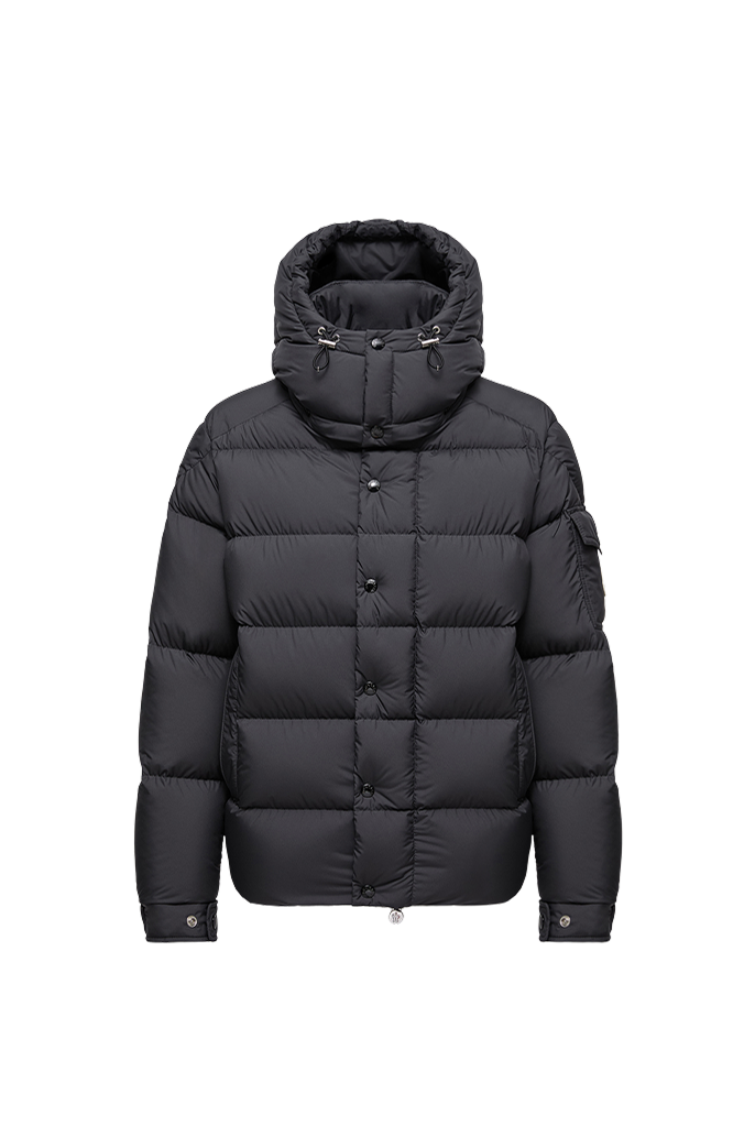 Piumino corto Moncler Maya 70 con cappuccio