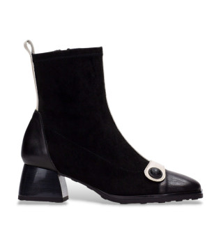 stivaletti-in-pelle-scamosciata-nera