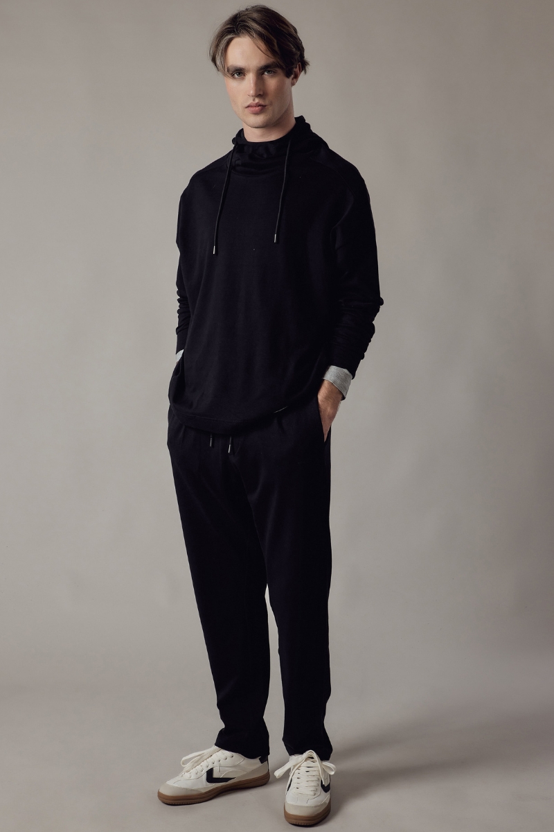 Joggers in Interlock