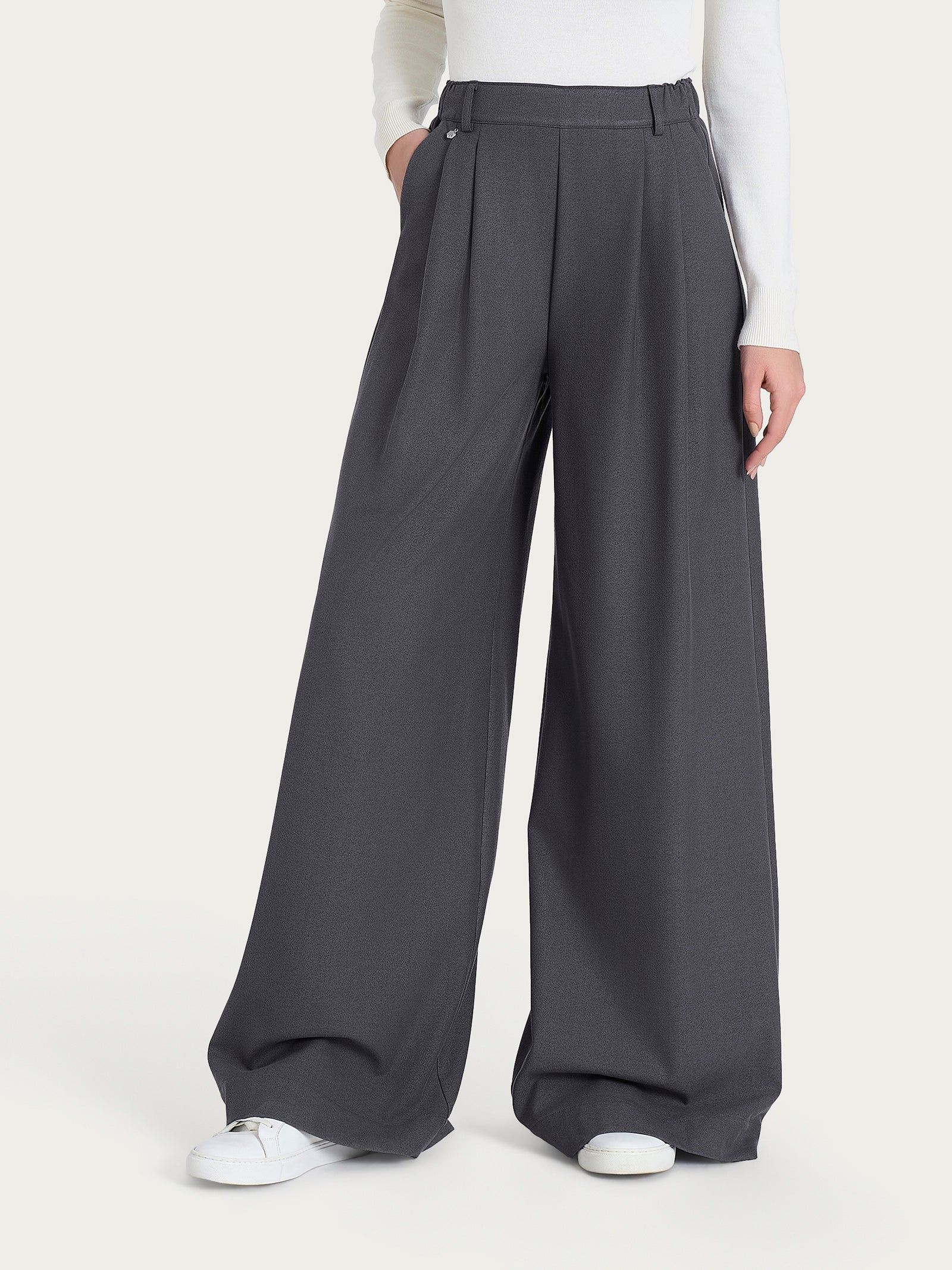 Image of Pantalone a palazzo con tasche e pinces in Flannel Twill - Ardesia Mel.