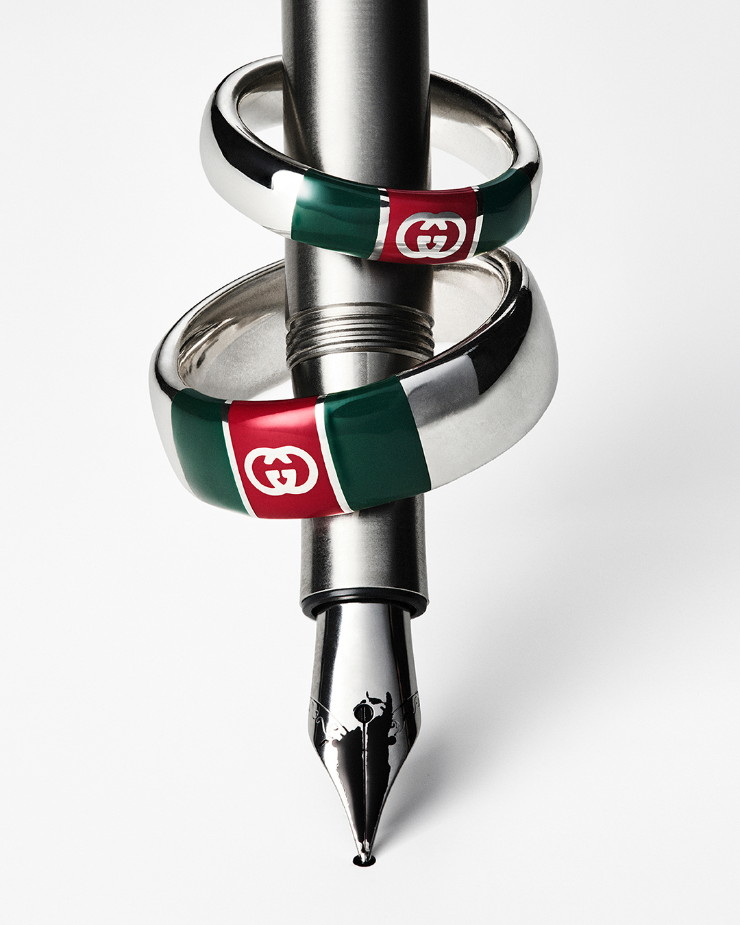 Accessorio Scopri di più sul sito Web di Gucci 