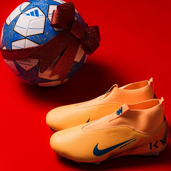 Scarpe da calcio + Pallone o parastinchi