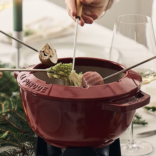 Immagine in cui si tagliano delle verdure