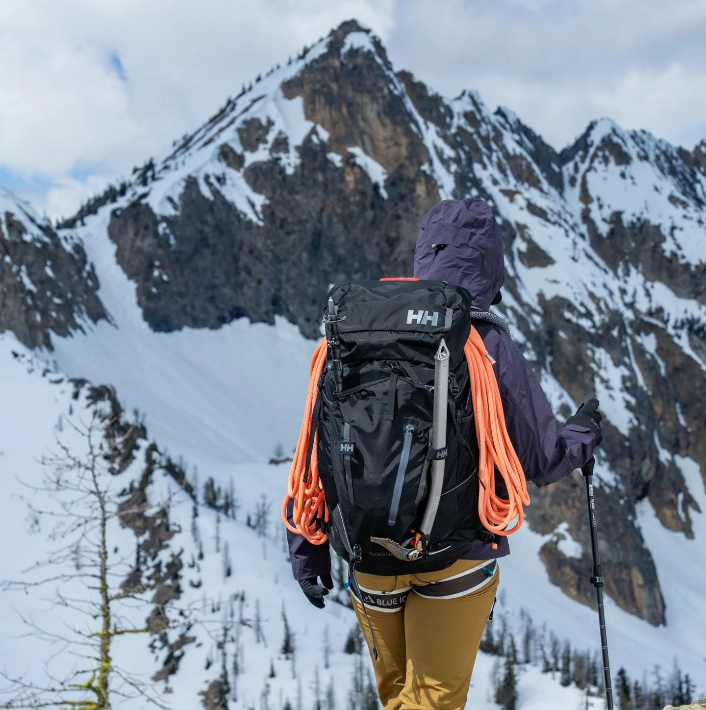 Woman with a Helly Hansen backpack