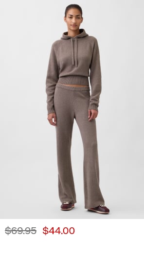 Display images to show real-time content