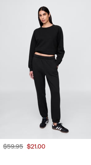 Display images to show real-time content