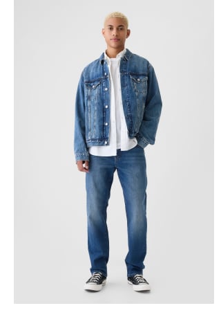 Display images to show real-time content