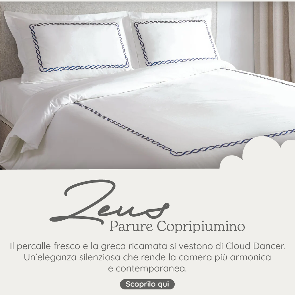 Parure Copripiumino in Percalle di Cotone con Greca Ricamata - Zeus