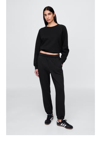 Display images to show real-time content