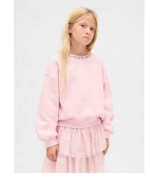 Display images to show real-time content