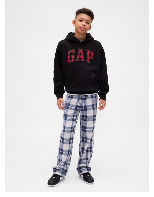 Display images to show real-time content