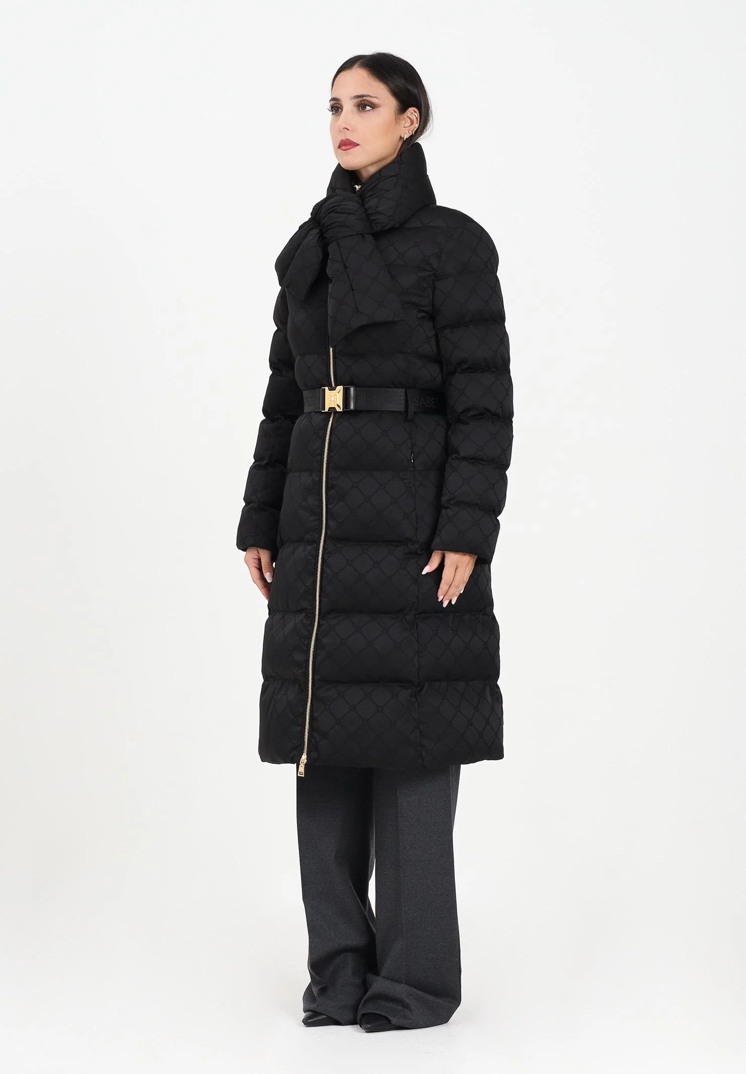 Image of ELISABETTA FRANCHI Piumino lungo nero da donna in tessuto vela jacquard