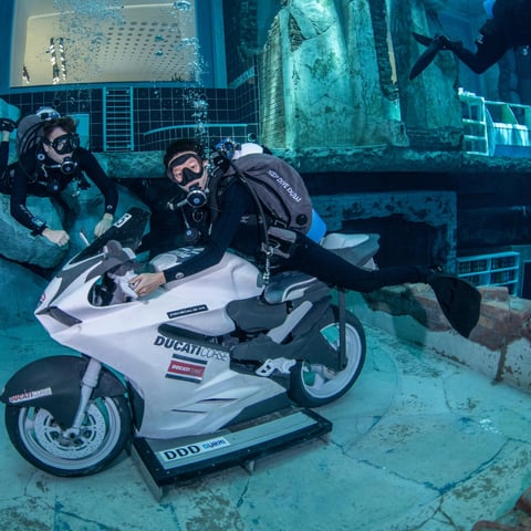 Activity image: Dubai: scopri le immersioni subacquee per principianti a Deep Dive