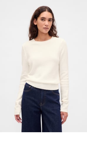 Display images to show real-time content