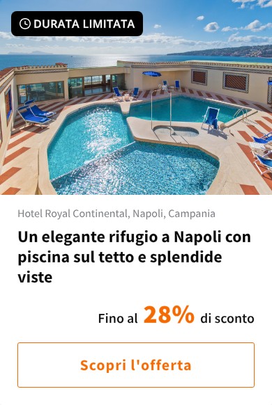 Un elegante rifugio a Napoli con piscina sul tetto e splendide viste