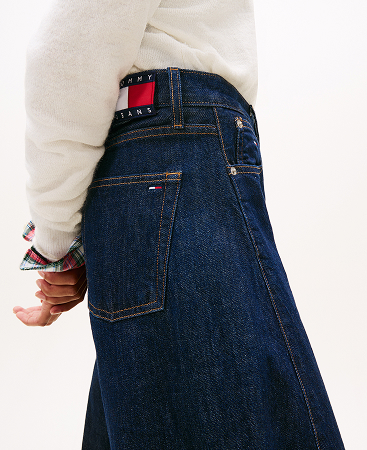 Jeans taglio barrel affusolati a vita media