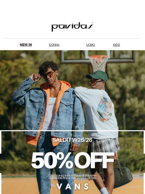 Vans -50%: abbigliamento, sneakers e accessori in super sconto