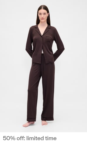 Display images to show real-time content