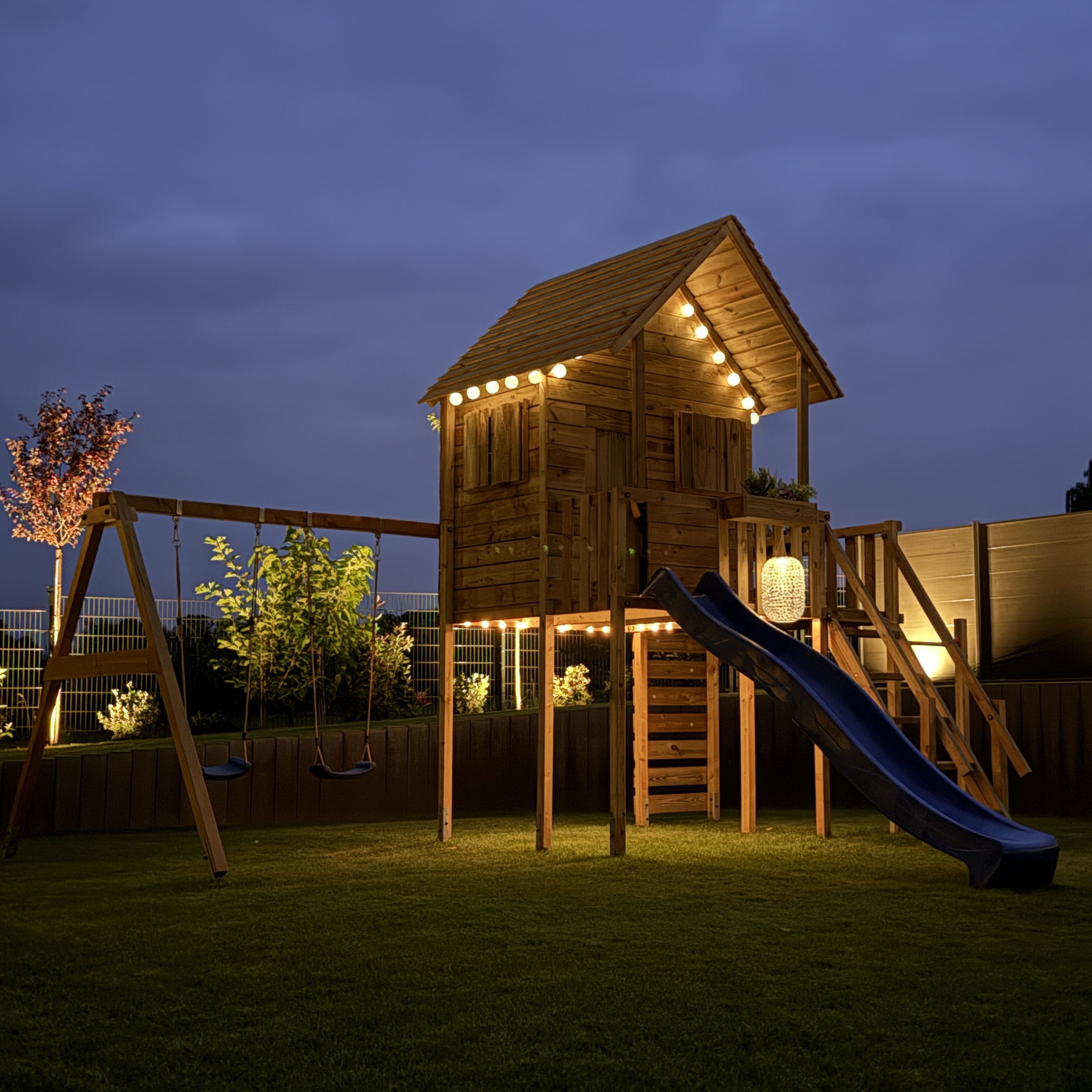 Wickey Smart Playhouse