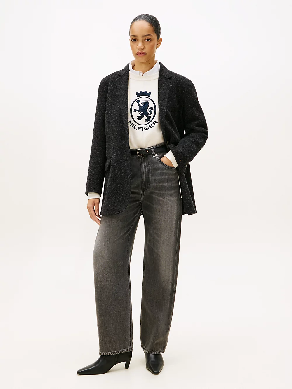 Jeans relaxed fit con taglio barrel