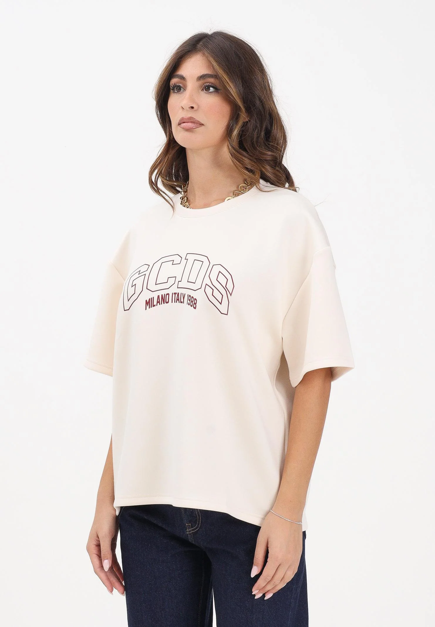 Image of GCDS T-shirt a manica corta panna da donna con stampa logo