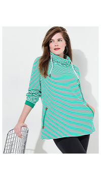 Felpa classica a righe con colletto alto e maniche lunghe