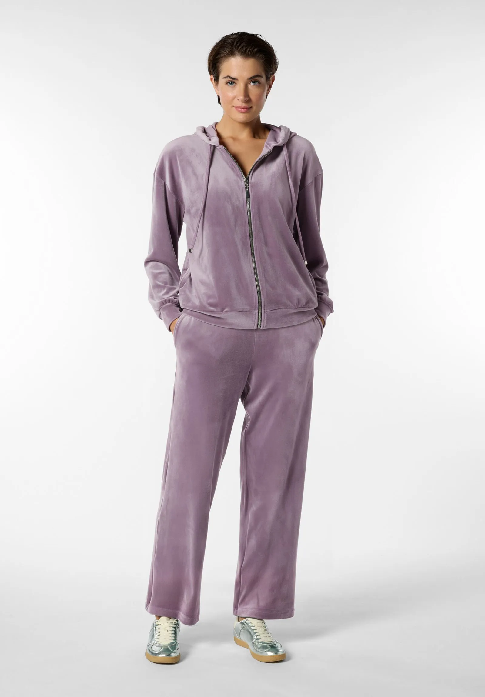 Image of Tuta Due Pezzi in Ciniglia Chenille Boarding Pass