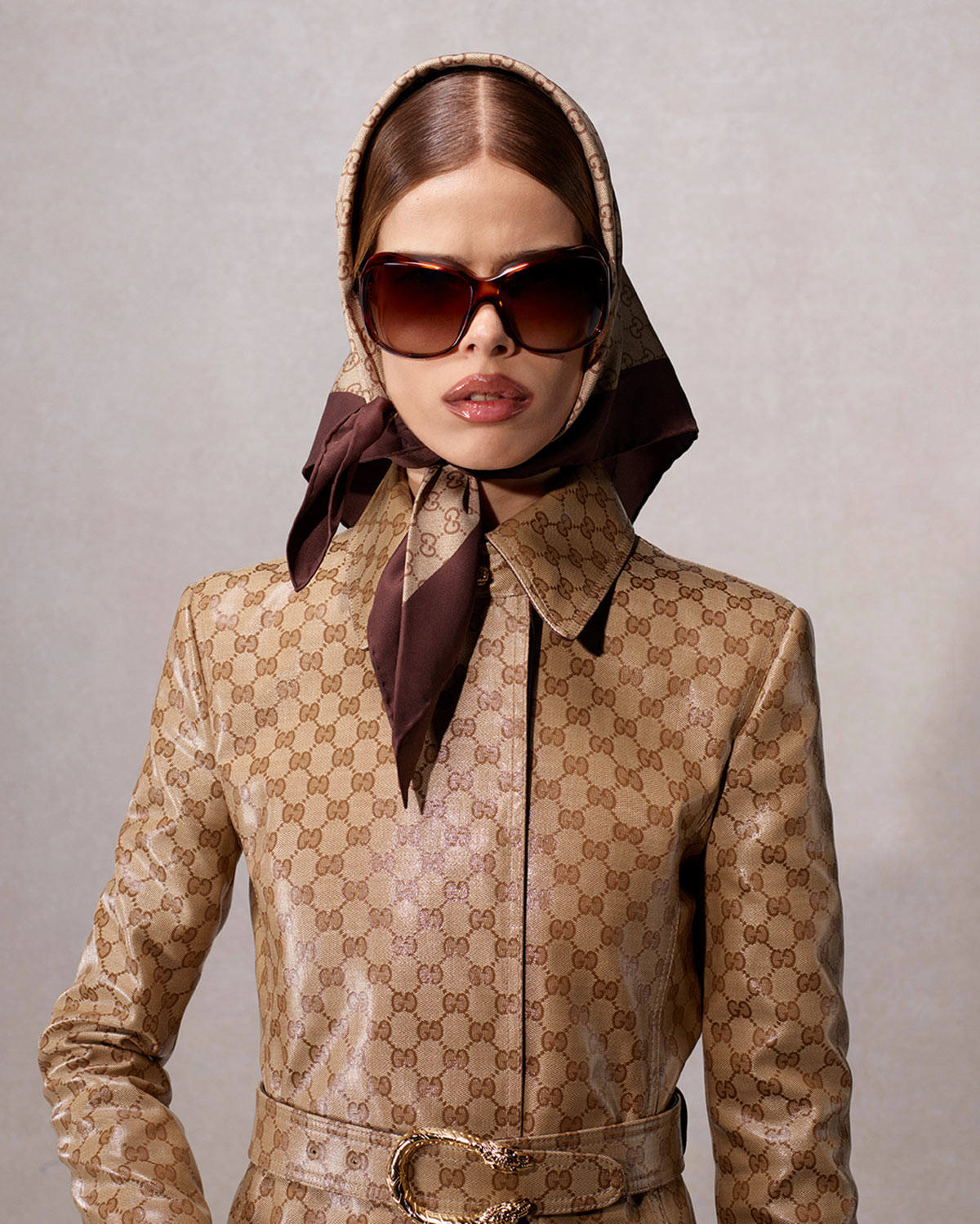 Capo di abbigliamento Scopri di più sul sito Web di Gucci 