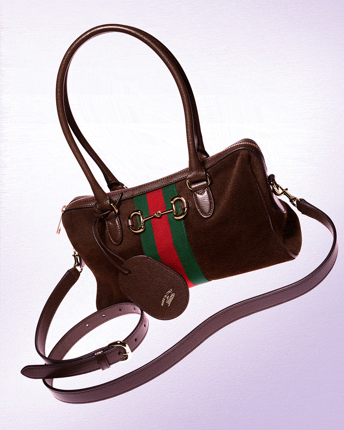 Capo di abbigliamento Scopri di più sul sito Web di Gucci 