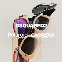 Tre paia di occhiali da sole con diversi stili di montatura in un contenitore di vetro trasparente color ambra su uno sfondo beige semplice.