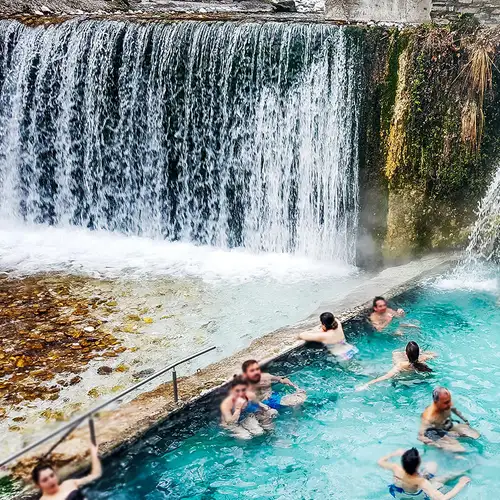 Activity image: Da Salonicco: Gita di un giorno ai bagni termali di Pozar e a Edessa