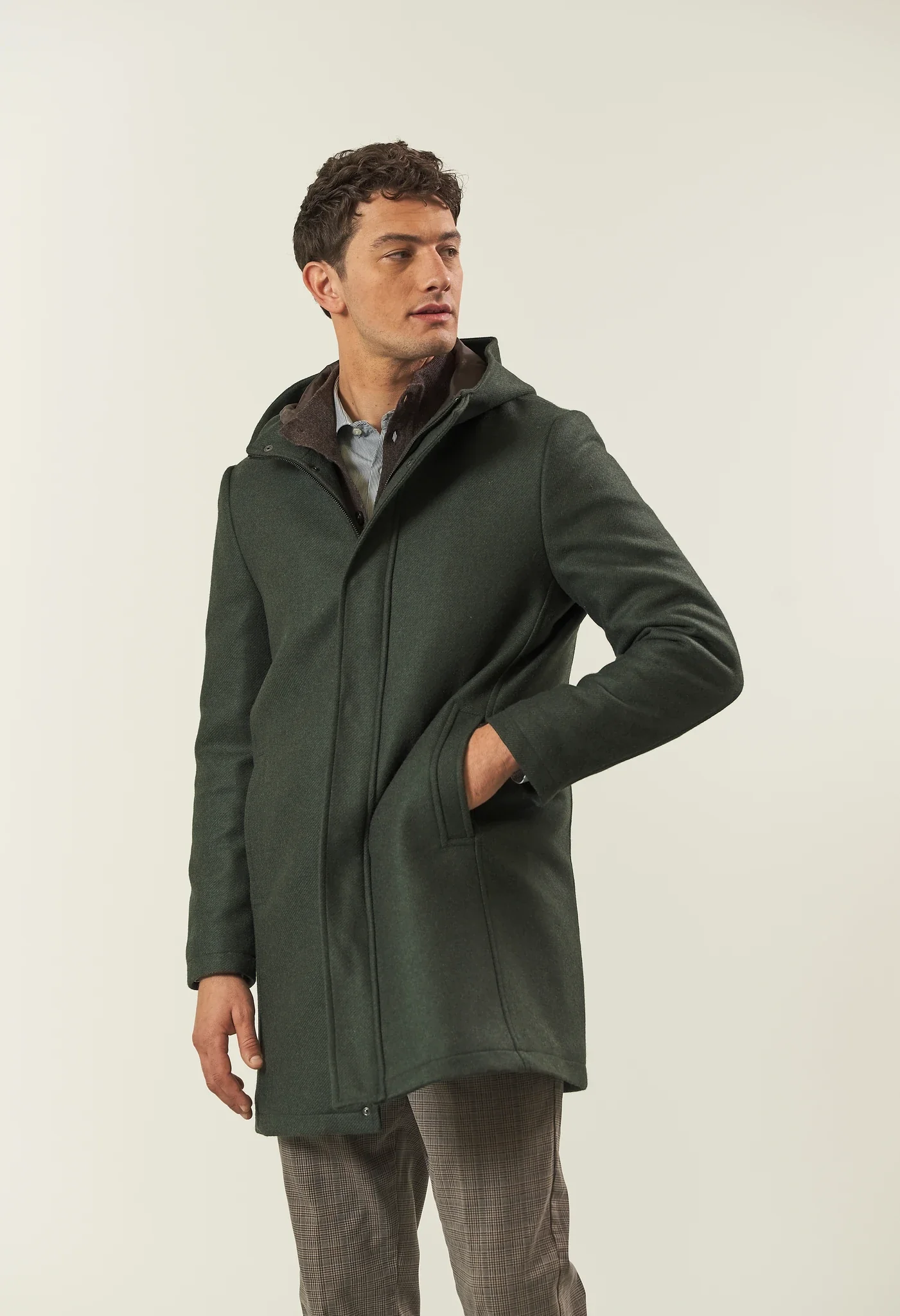 Image of Giaccone verde con cappuccio misto lana