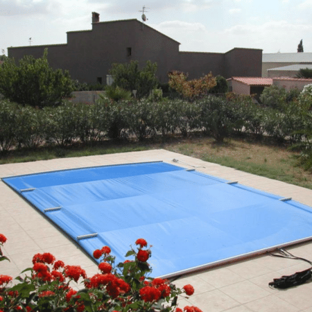 Copertura a barre per piscina interrata