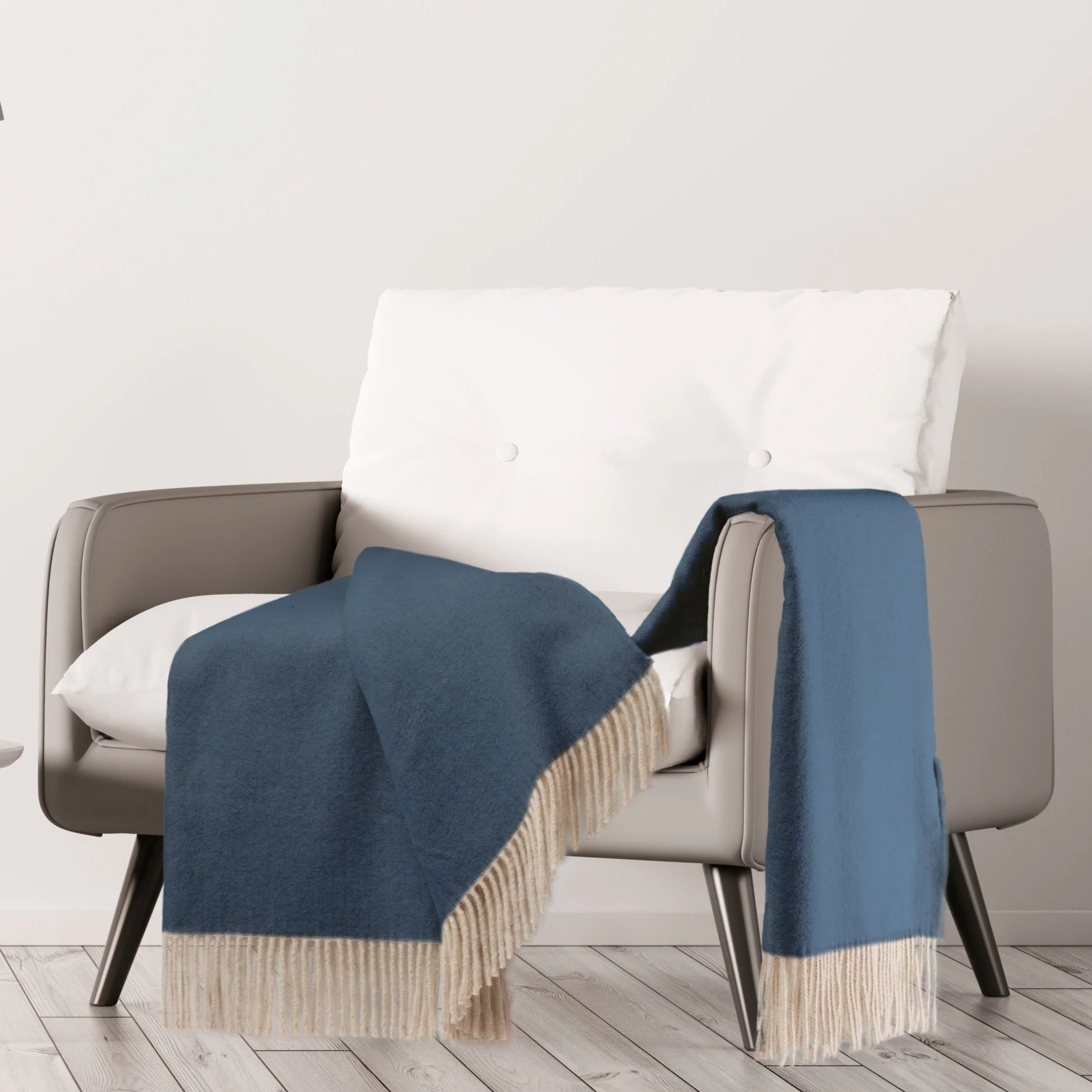 Image of Plaid in Cashmere e <br>Lana Vergine - <b>Leone